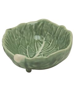 Bordallo mini kom op pootjes koolblad 9 x 8 cm aardewerk groen