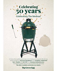 Big Green Egg Medium barbecue CELEBRATING 50 YEARS